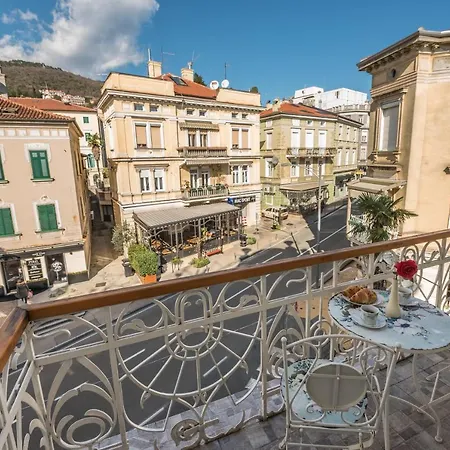 Devana * Opatija